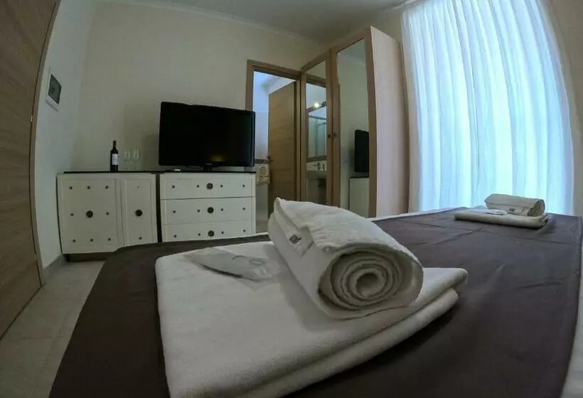 پانسیون Relais Central Turati