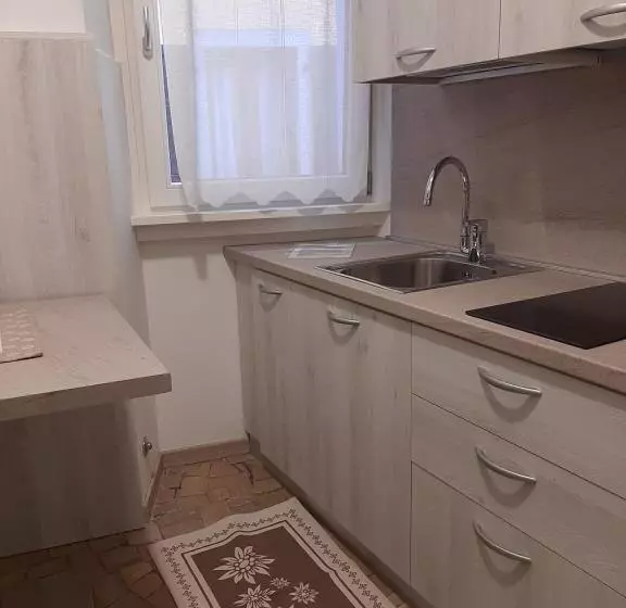 Pernici Mountain House