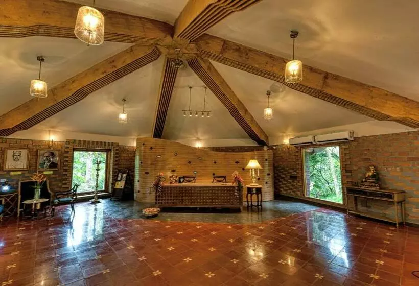 Lomakeskus Kairali   The Ayurvedic Healing Village