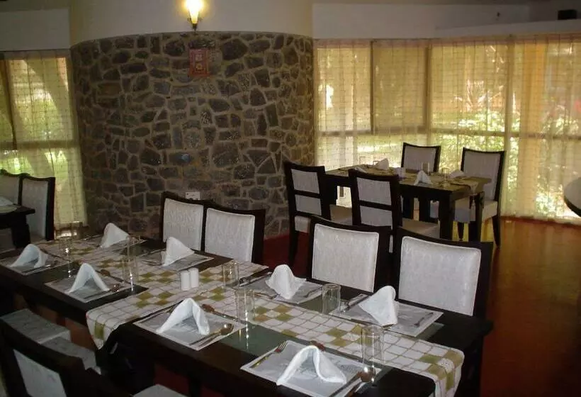 Lomakeskus Kairali   The Ayurvedic Healing Village