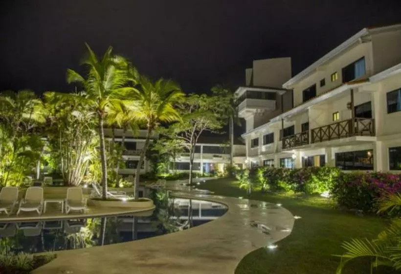 リゾートホテル Private Family Room In Coronado Luxury Club & Suites