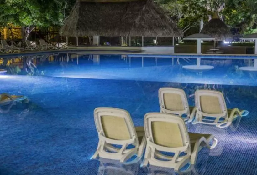 リゾートホテル Private Family Room In Coronado Luxury Club & Suites