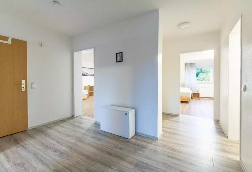 T&k Apartments   3 Room Apartment With Balcony