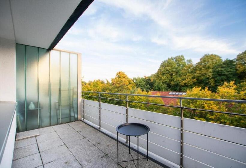 T&k Apartments   3 Room Apartment With Balcony