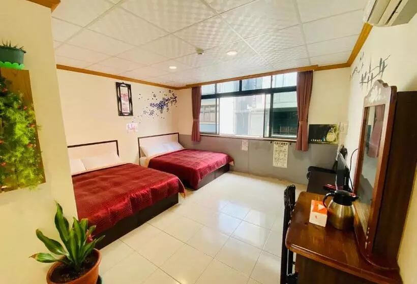 هاستل Sunmoonlake Sunflower House