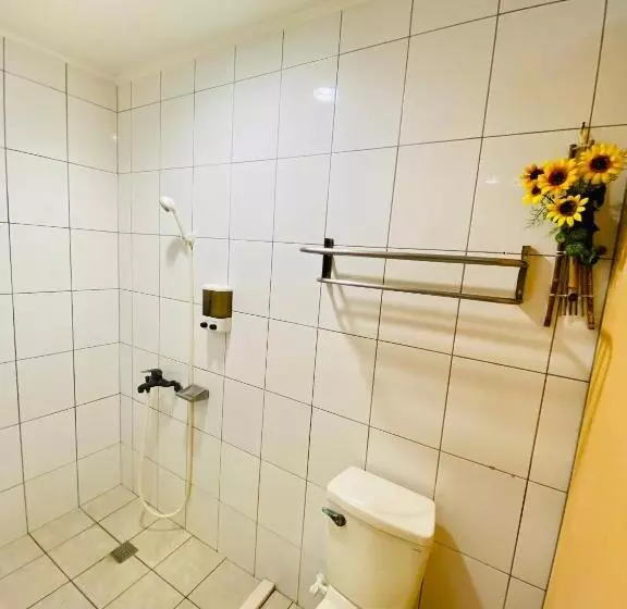 هاستل Sunmoonlake Sunflower House