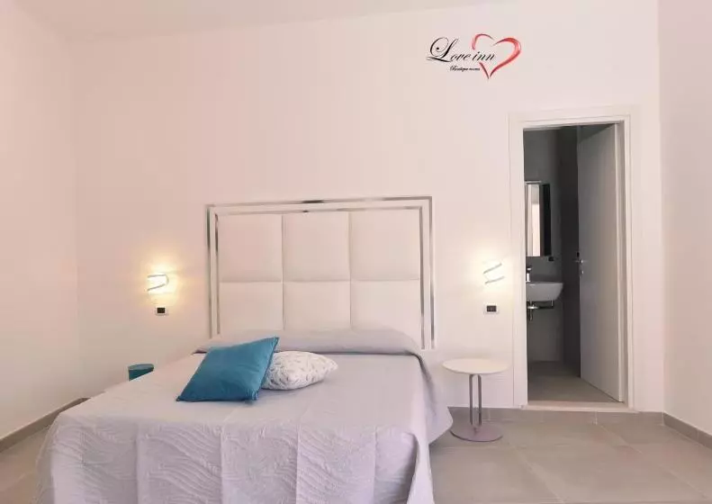 ベッドアンドブレックファースト Love Inn