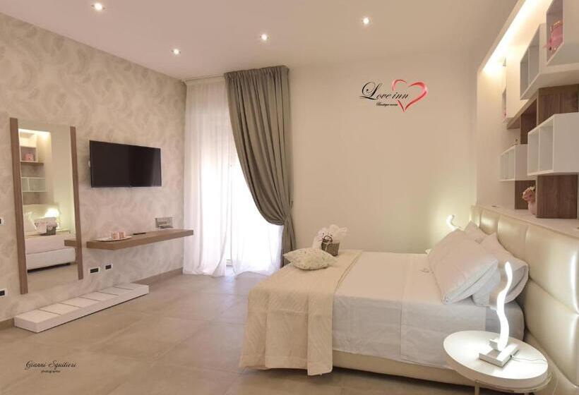 تختخواب و صبحانه Love Inn