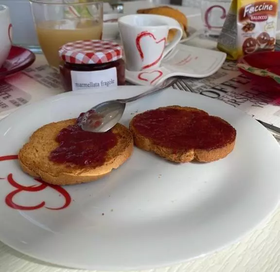 ベッドアンドブレックファースト Love Inn