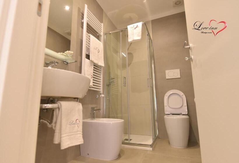 تختخواب و صبحانه Love Inn