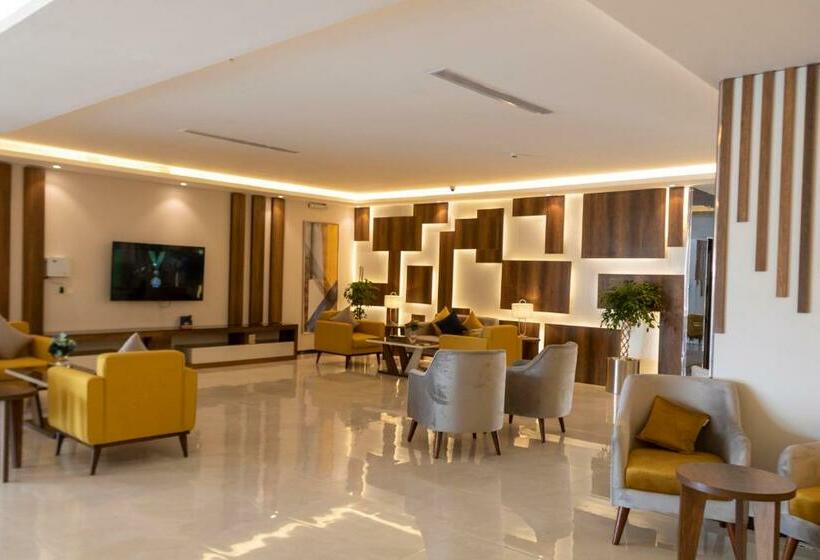 The Palace Hotel Suites