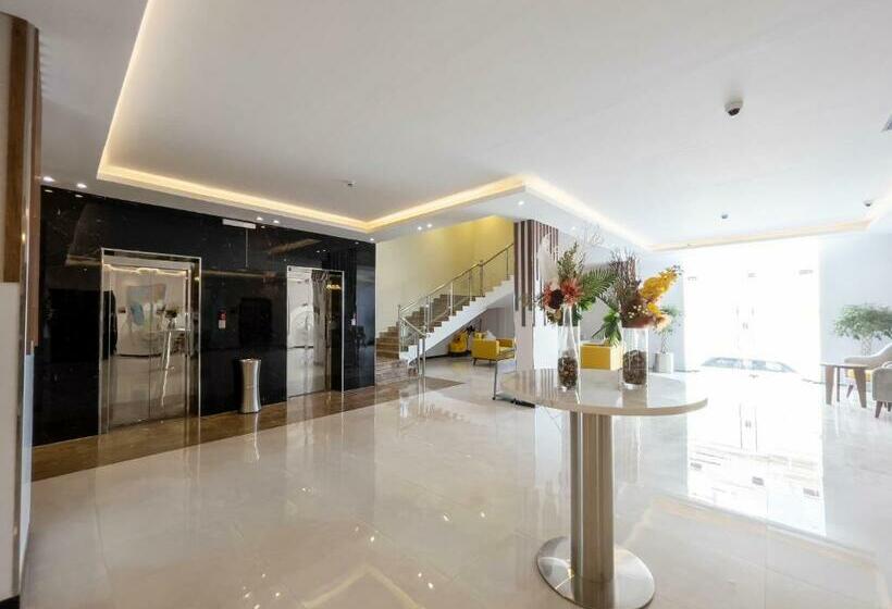 The Palace Hotel Suites