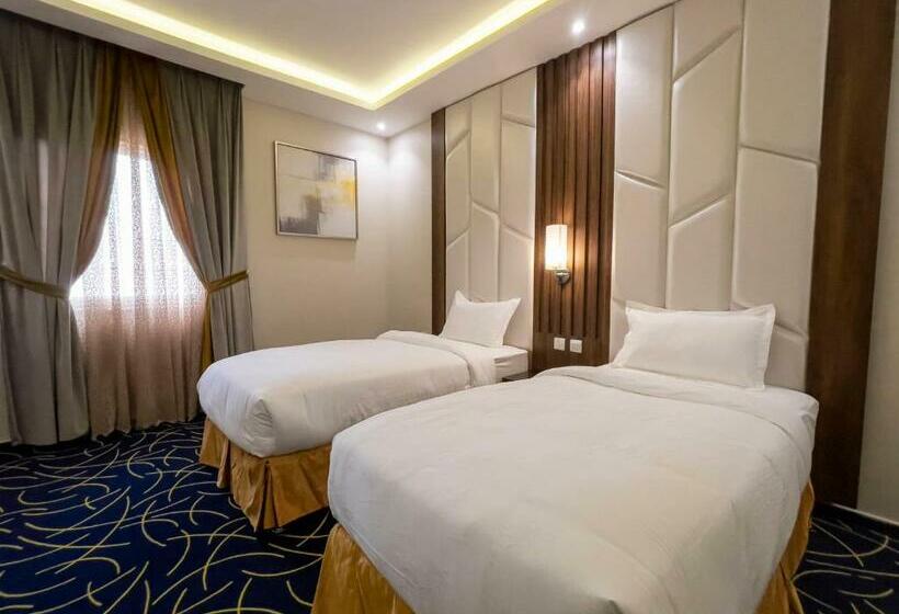 The Palace Hotel Suites