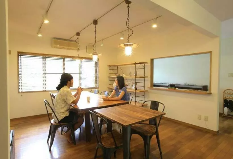 ベッドアンドブレックファースト Yakushima Minsyuku Suginoko