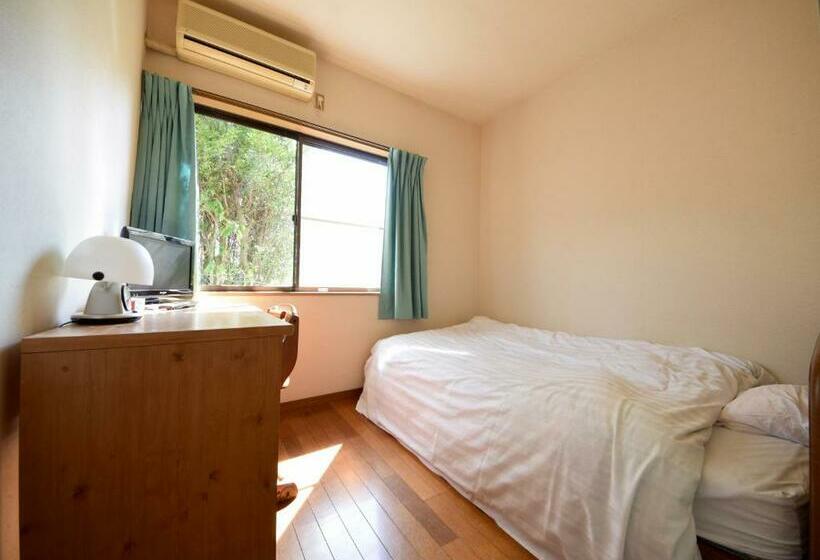 Bed and Breakfast Yakushima Minsyuku Suginoko