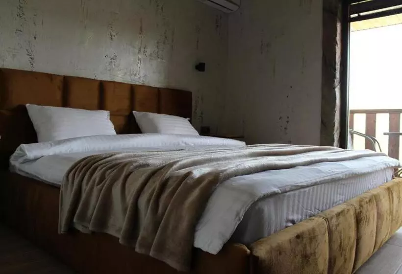 ホテル готель ресторан колиба