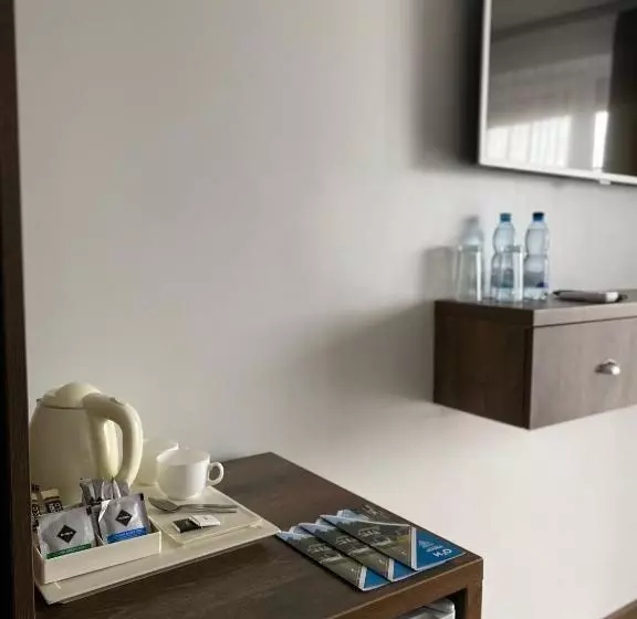 ホテル готель ресторан колиба