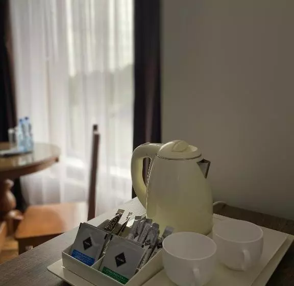 ホテル готель ресторан колиба