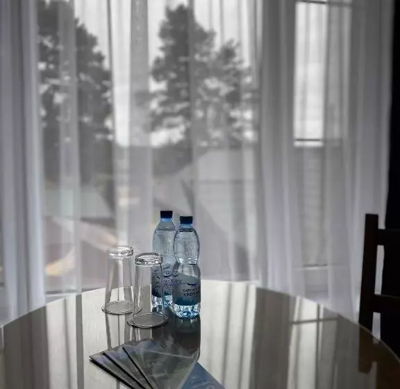 ホテル готель ресторан колиба