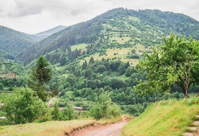 Hotelli екосадиба водограй