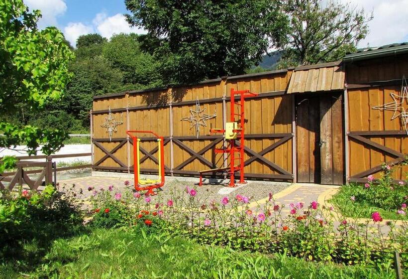 Hotel екосадиба водограй