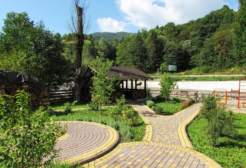 Hotel екосадиба водограй