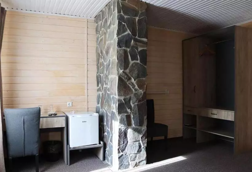 Hotelli екосадиба водограй