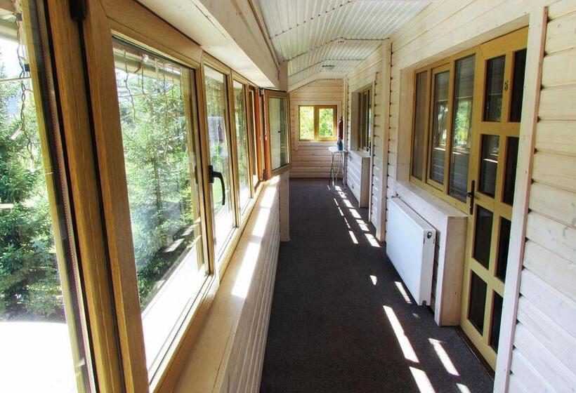 Hotel екосадиба водограй