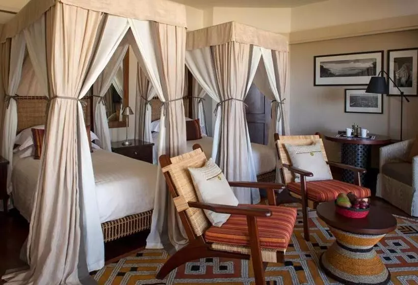 هتل Four Seasons Safari Lodge Serengeti