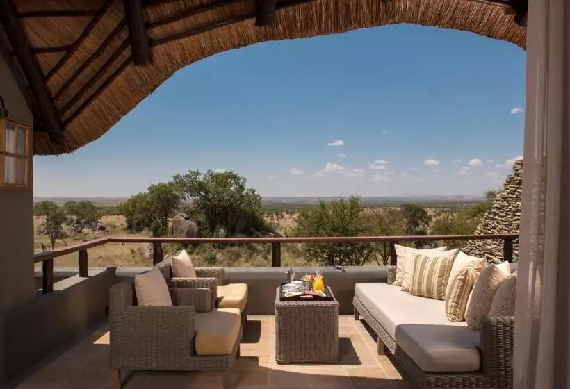 هتل Four Seasons Safari Lodge Serengeti
