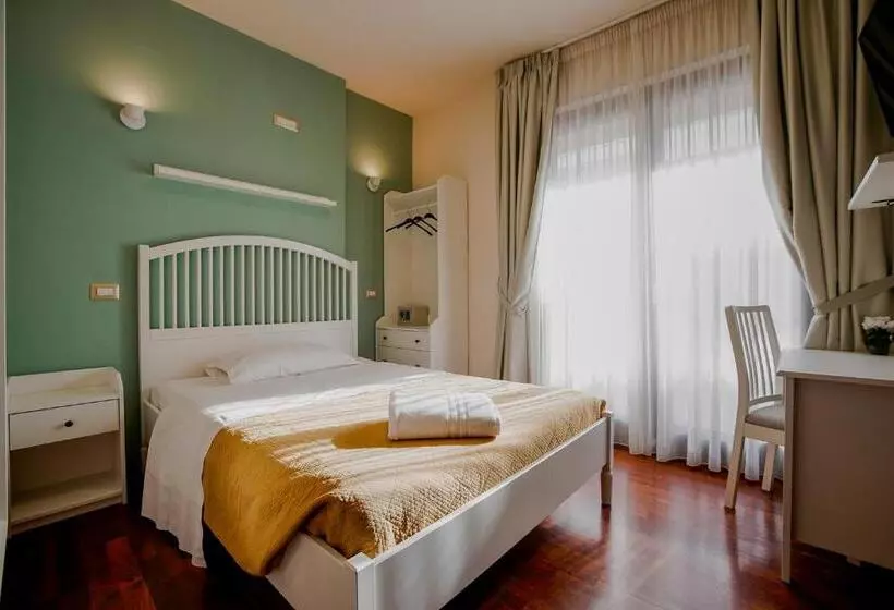ペンション Sigis Hotel Fiumicino