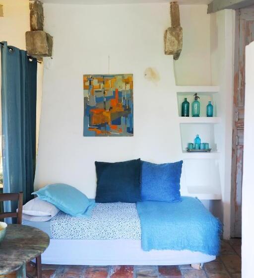 تختخواب و صبحانه Le Mas Du Lac