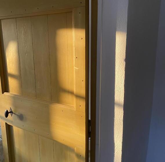 تختخواب و صبحانه Le Mas Du Lac