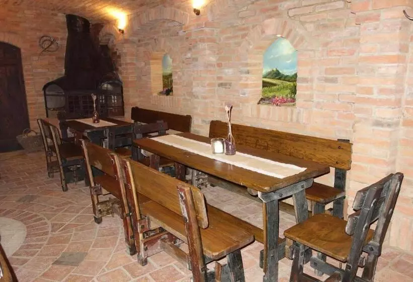 Hotelli Lovecký Zámeček