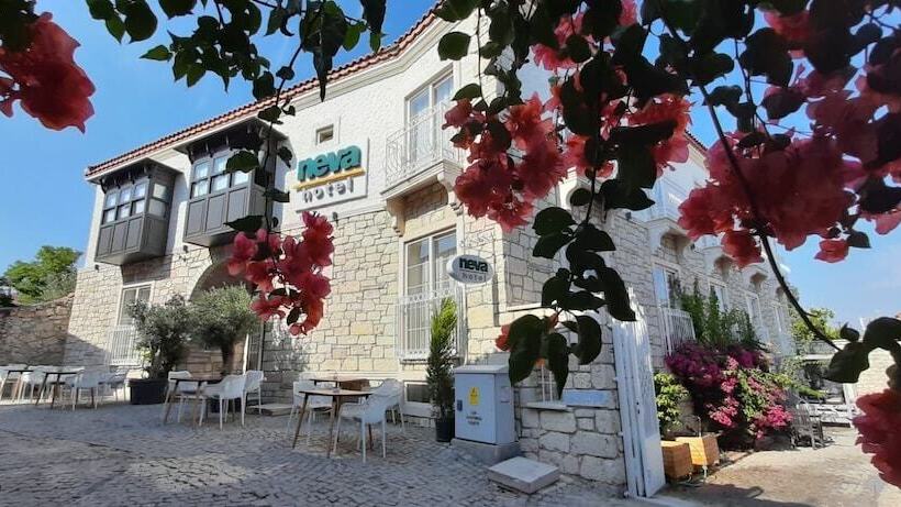 هتل Neva  Alaçatı