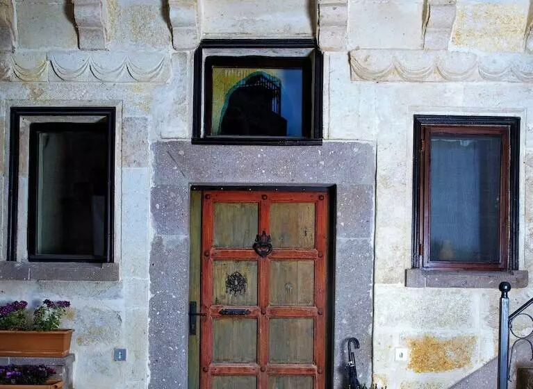 Kadievi