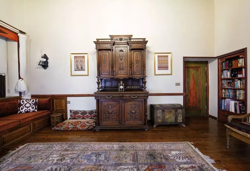 Kadievi