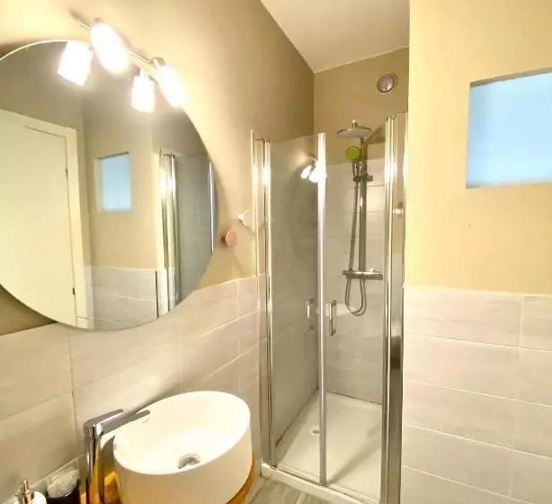 پانسیون Residenza 8