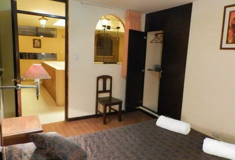 ユースホステル La Posada Del Conde