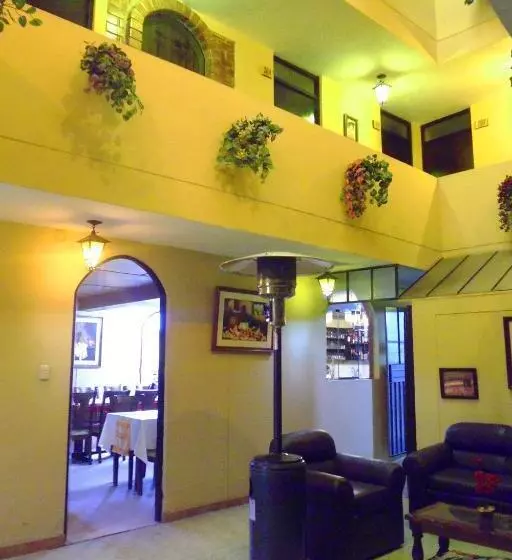 ユースホステル La Posada Del Conde