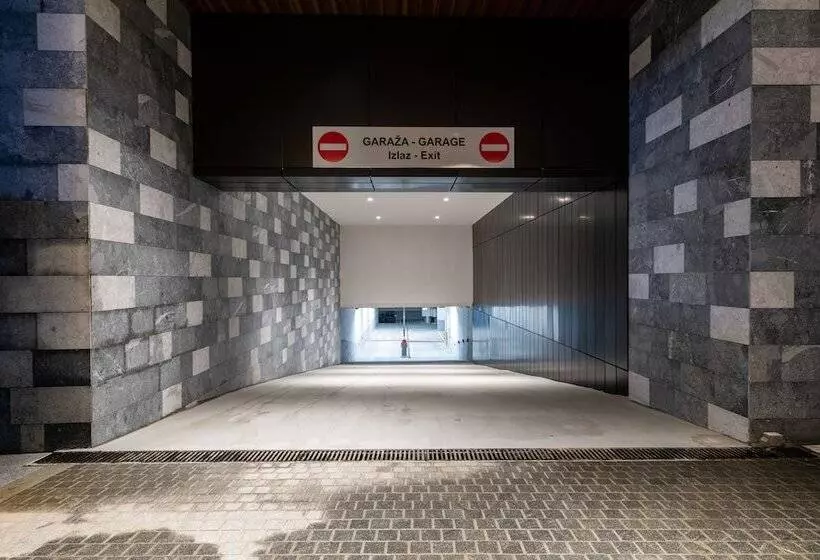 Aparthotel Woodside By Anaya