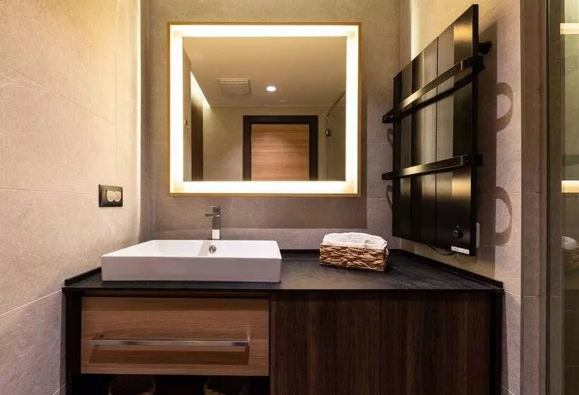 Aparthotel Woodside By Anaya