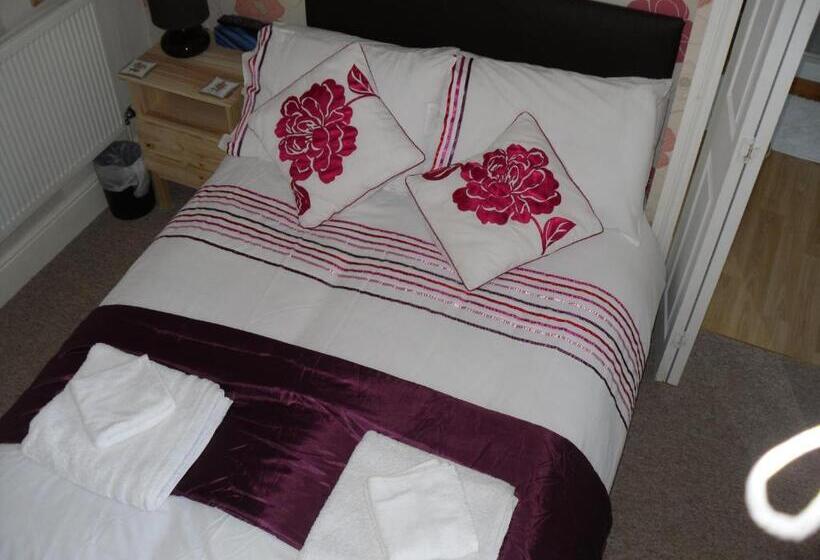 Aamiaismajoitus (B&B) The Hub At Abercrave