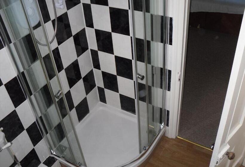 Aamiaismajoitus (B&B) The Hub At Abercrave