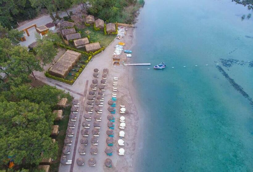 فندق Green Pine Bungalows & Beach Luxury Concept