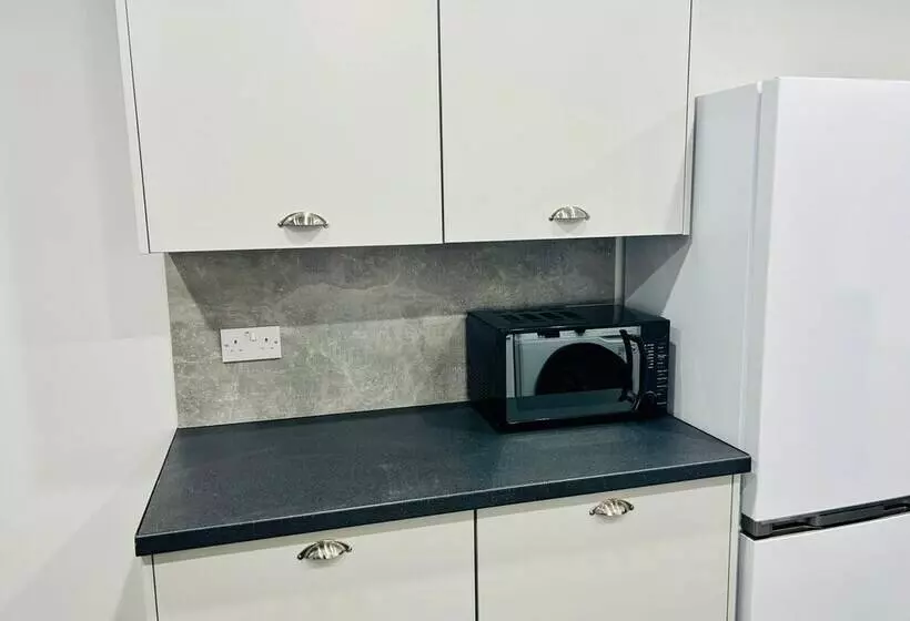 Lady Wilson Apartment By Klass Living Airdrie