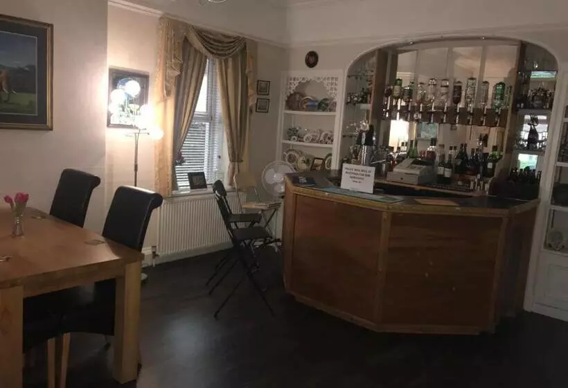 ベッドアンドブレックファースト Bron Menai Guest House