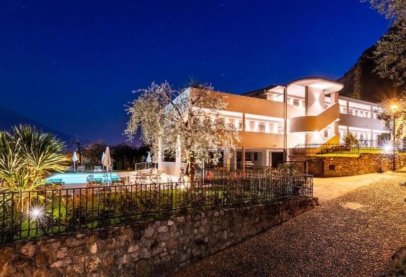 Evo Suites Apartments