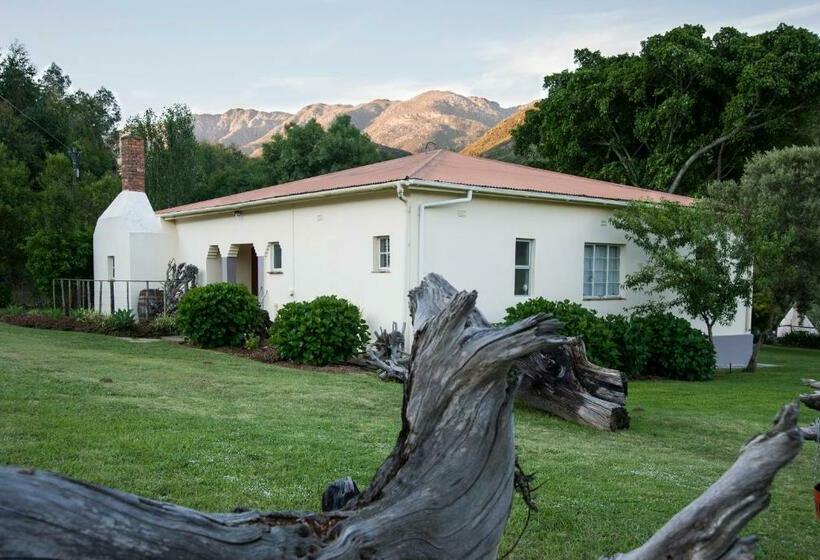 فندق Assegai Rest