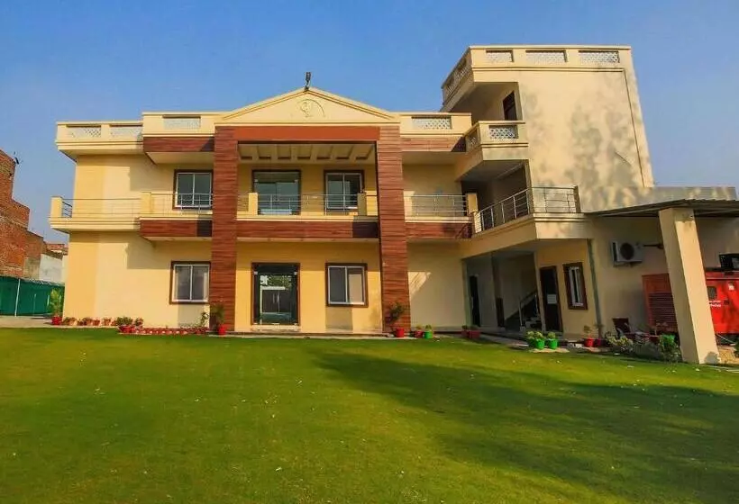 ホテル Vaibhav Laxmi Paradise